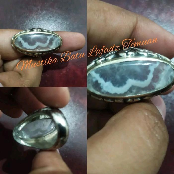 Mustika Lafadz Allah Temuan Batu Bertuah Bertuliskan Tulisan Allah Asli Untuk Kehidupan Lebih Baik D