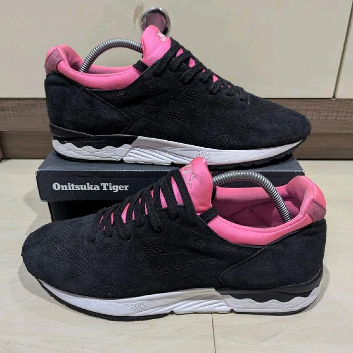 sepatu asik asik gel size 43