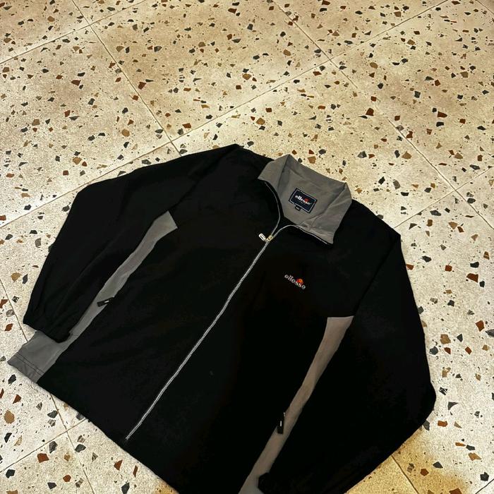 Ellese Windbraker Jacket