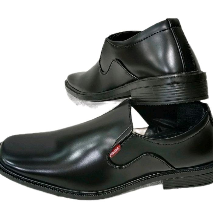 Sepatu Pria Model Baru Simple Pantofel Kerja - Shoes