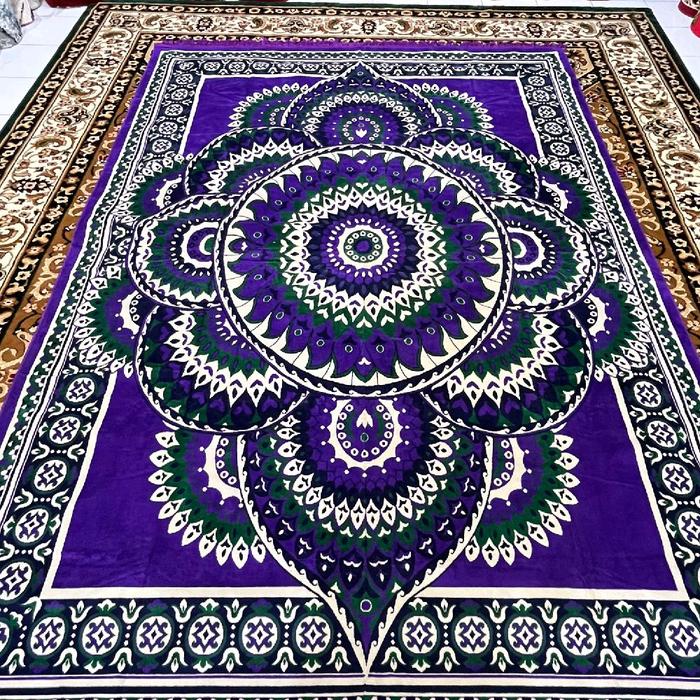 Karpet Terbang Aladin Uk 3x4 VM dengan Desain Mandala Warna Ungu dan Hijau