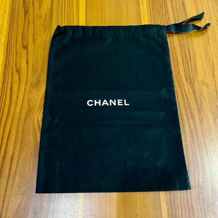 Chanel dustbag 25x35 cm authentic