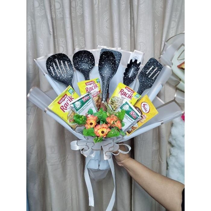 Bouquet Spatula Dan Bumbu Racik  Bucket hadiah Wedding  Buket Bunga Alat Masak Kado Hari Ulang Tahun