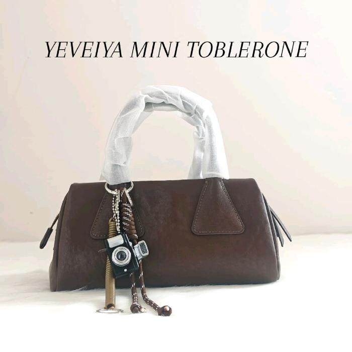 YEVEIYA Mini Toblerone Tas Tangan Wanita dengan Desain Elegan dan Fungsi Praktis untuk Gaya Harian A