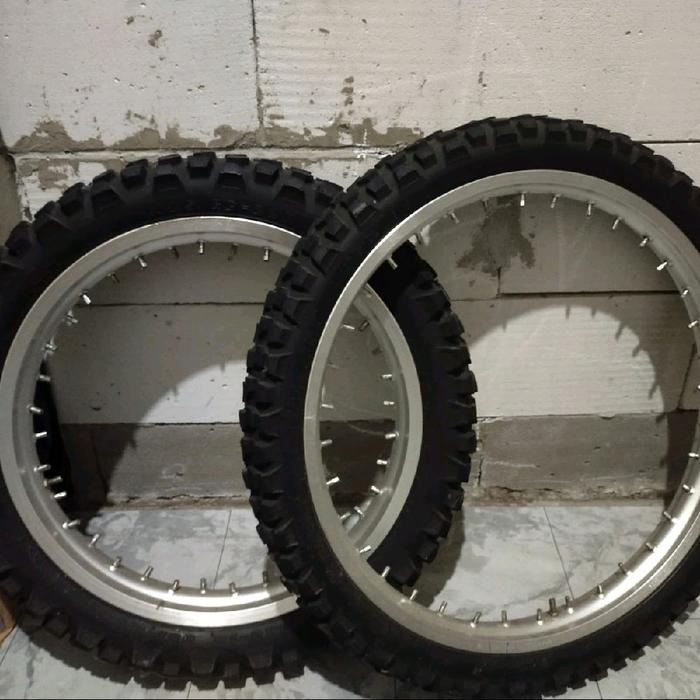 ring dan ban standar yamaha wr 155