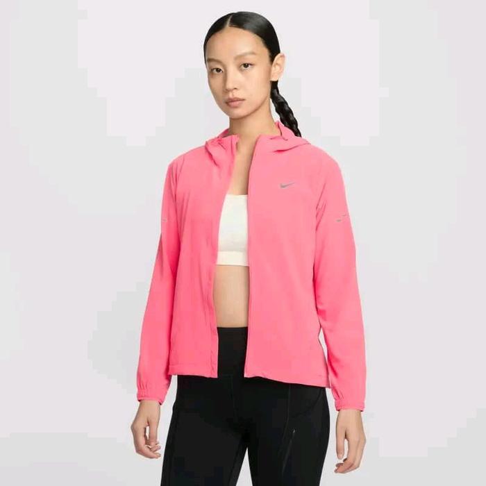 HQ0651 897 Womens Nike Swift Repel Packable Hooded Running Jacket