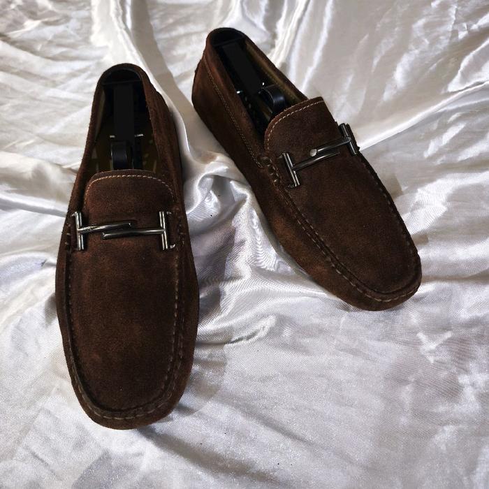 TOD'S City Gommino Double T Buckle Tods Loafers Sepatu Casual Driving shoes Dark Brown Suede Pria It