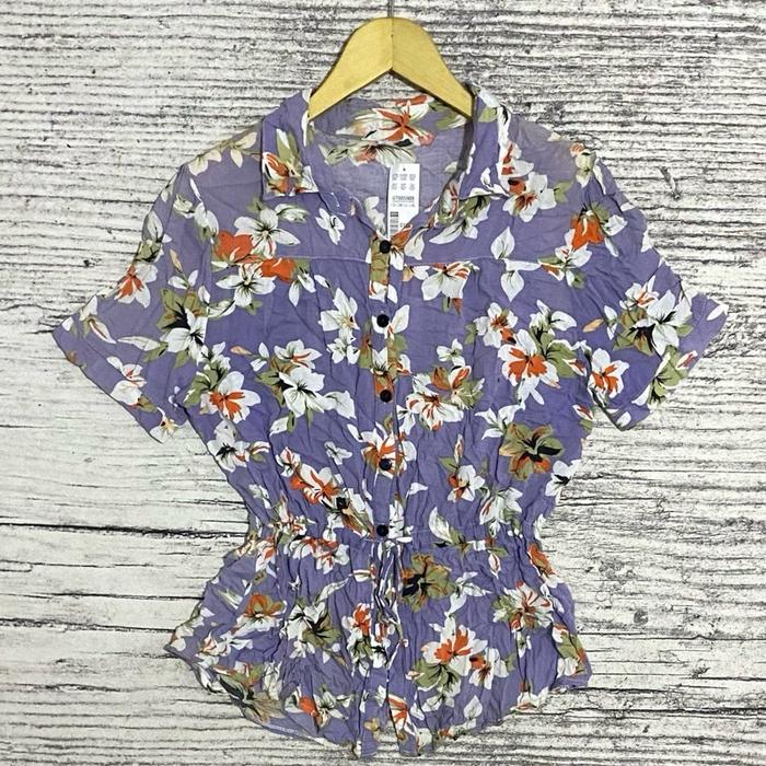 Blous blus atasan baju wanita cewek perempuan motif bunga ungu lilac fashion second bekas thrift