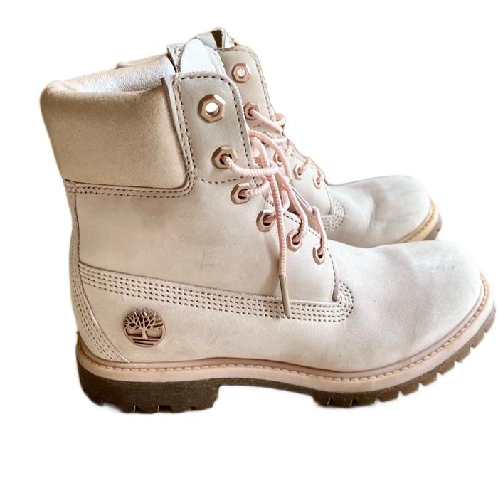 TIMBERLAND Woman Boots (brandnew)  Color Light Pink, Size 35