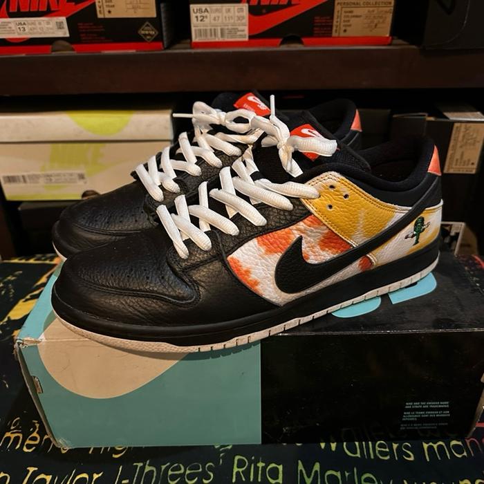 Nike sb dunk low raygun black us 13 / Eu 47.5 kondisi 8/10