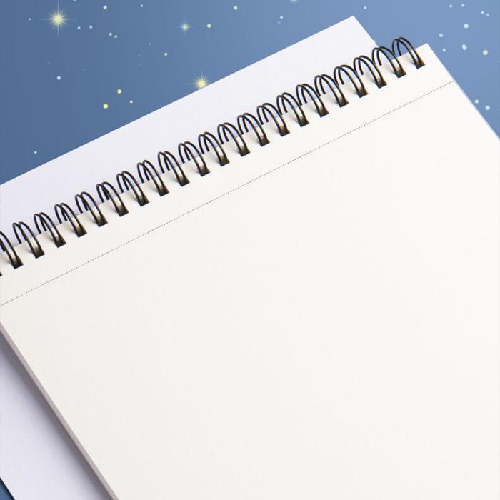 Sketchbook A4 Buku Gambar Anak Astronot Jilid Spiral Kertas Tebal 30 Lembar