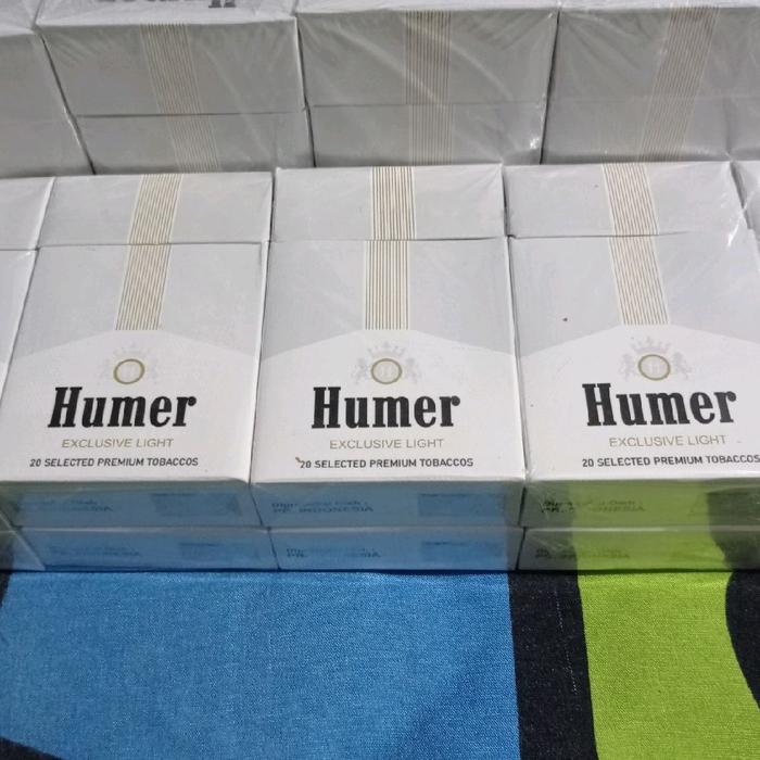 HUMER putih Asesoris Kalung Nama berlogo humer putih terbaru.