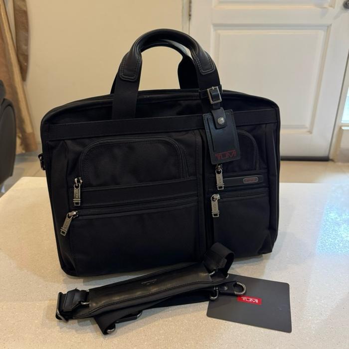 Tumi Alpha Briefcase Original 16in T-Pass Tas Laptop Kerja Bekas Preowned