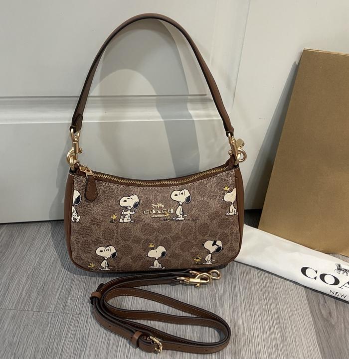 COACH Teri Snoopy Print Shoulder Crossbody Bag