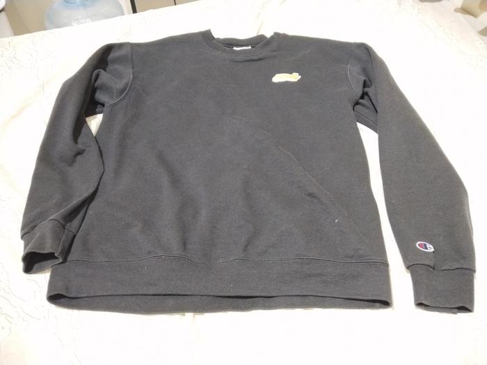 CN crewneck ch*mpion hitam thrift