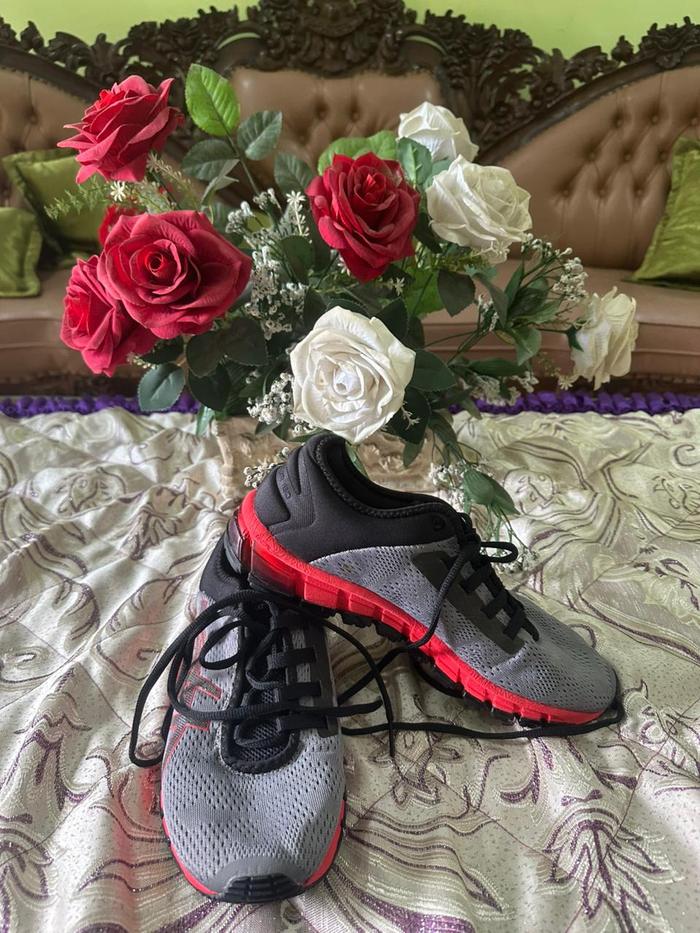 Asics Gel Quantum 180 Running Sneakers