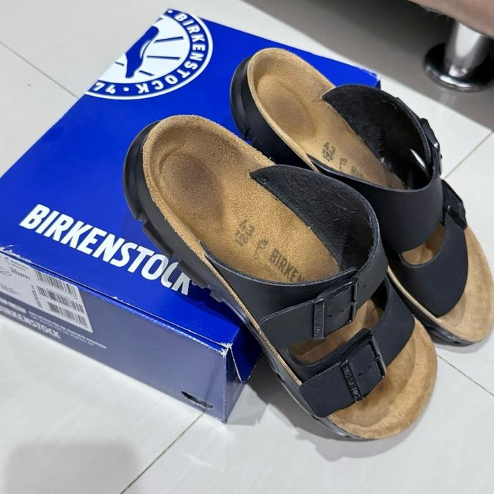 Sandal Birkenstock Model Bilbao Second Ori Ex Pemakaian Pribadi Hitam Size EU 43