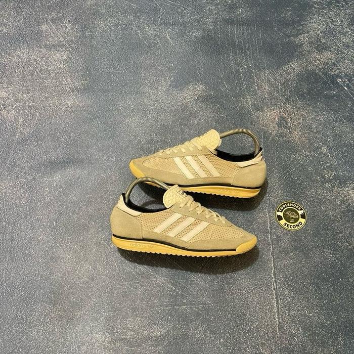 SL 72 (Z 45) size 38 (23,5 cm)