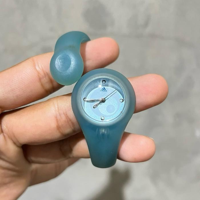 Vtg rare ADIDAS VENOM TWIST Analog Baby Blue Watch, jam tangan adidas vintage