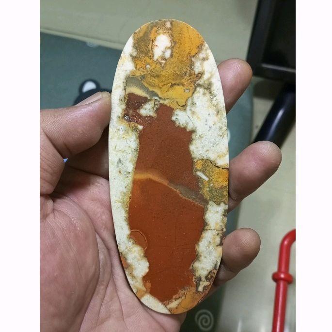 Batu Gambar Natural Akik Gambar Batu Motif Akik Motif Gambar Sosok Orang Wanita Bergaun Merah Berhij