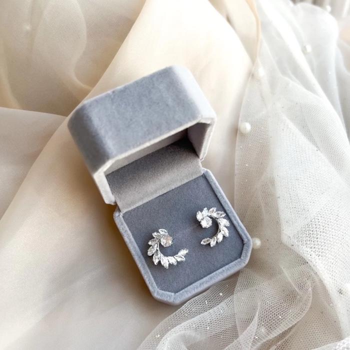 ￼RALYNE BRIDAL EARRINGS - Carterlux Premium Anting anting panjang titanium putih