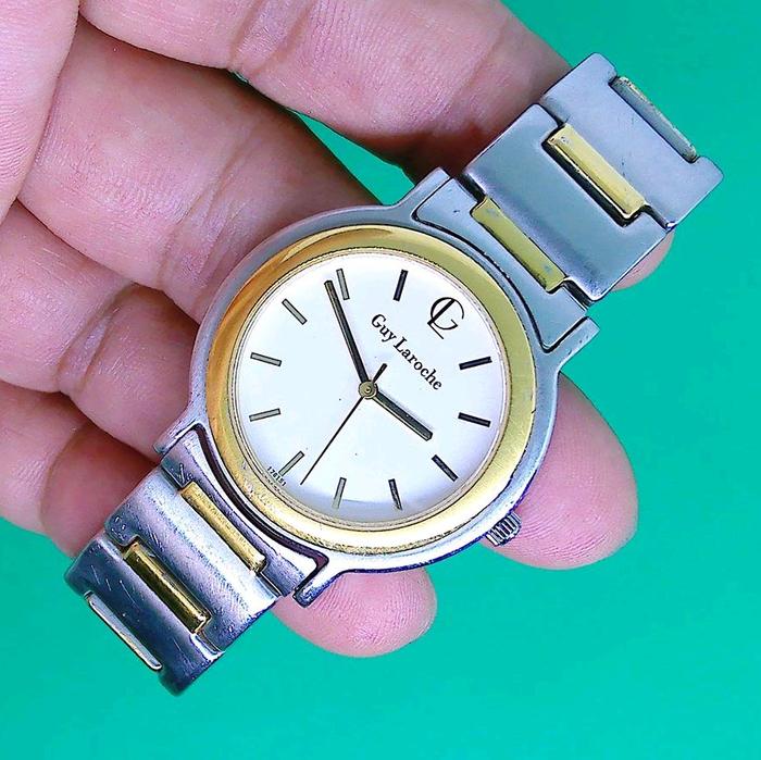 Jam tangan vintage pria Guy Laroche quartz