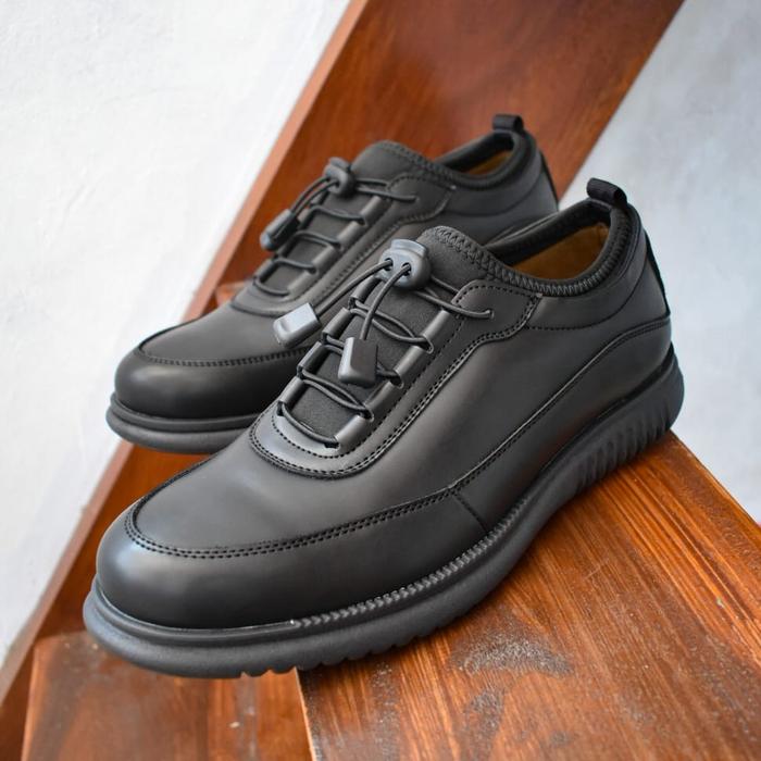 SEPATU SNEAKER PRIA VOLVE WAVE BLACK | RAJINSTORE x VOLVE PROJECT