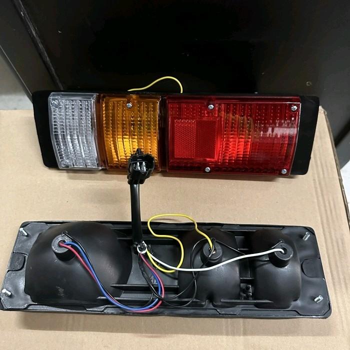 STOP LAMP DUTRO HT130 ( set )