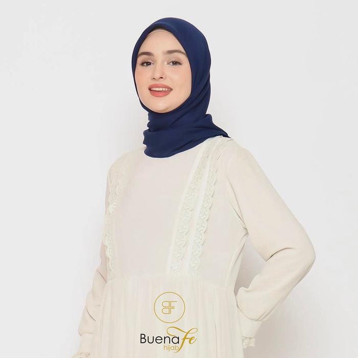 Dapatkan Buena Fe Hijab -Original  Superfine Voal 120X120