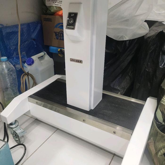Meja autoref/komputer second jepang