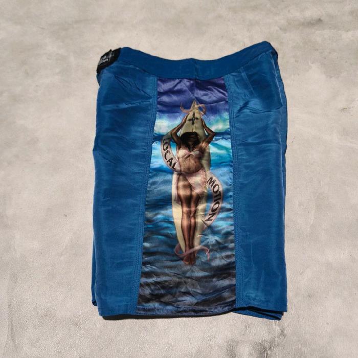 Celana pendek surfing pantai local motion biru motif bekas