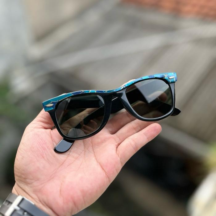 Ray Ban B&L Wayfarer Mosaic W1086 G-15 Kacamata Hitam Biru/Ebony dengan Desain Mosaic yang Unik Eyew