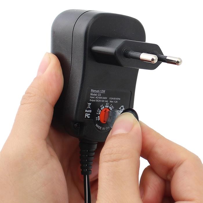 Adaptor Adjustable Multi Jack 3-12 Volt DC