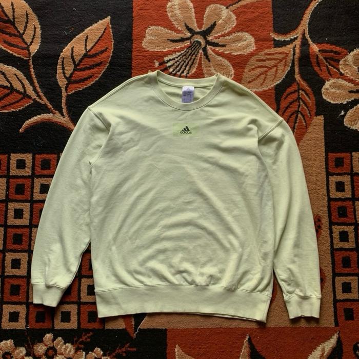 Crewneck adidas center second