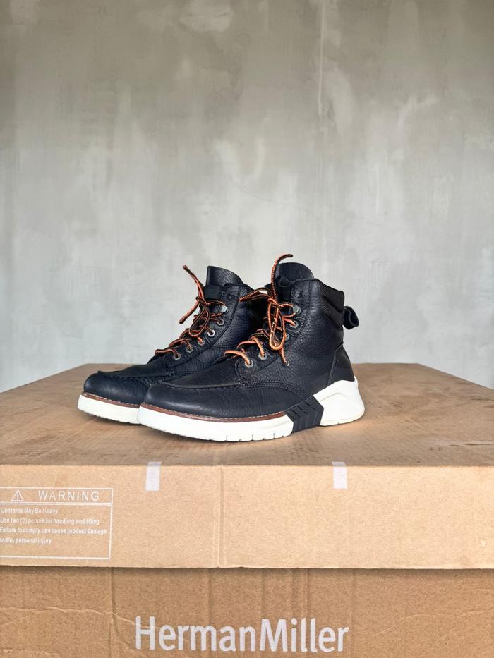 Timberland MTCR moc toe chukka sneaker boots sz 41.5