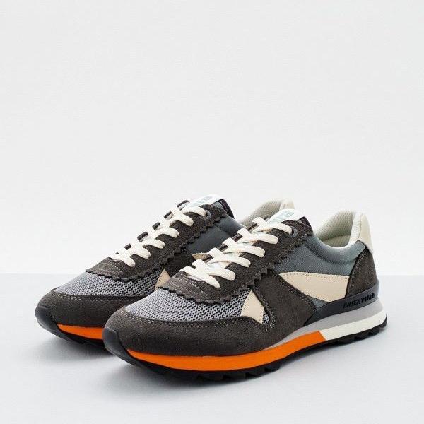 Sepatu Sneakers Wanita Bimba Y Lola