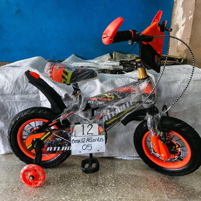 Spd bmx 12 Atlantis 05, musik tebeng