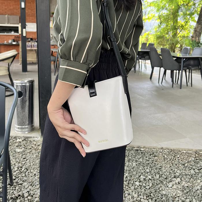 Rekomendasi Tas Selempang Wanita Elegan & Mewah dari BONBURL! Sling Bag Simpel tapi Kelihatan Mahal 