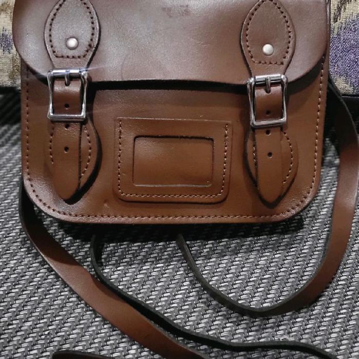 Preloved the Leather Satchel Co. slingbag Walnut size 21x16cm