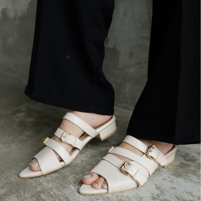 Lamelika - Eclaire Sepatu Sandal Wanita Flat Shoes Wanita Elegan Slip On 3Cm