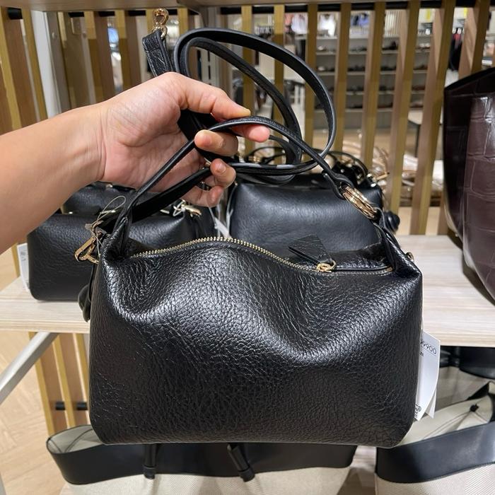Tas Hnm woman Black jastip jasa titip beli