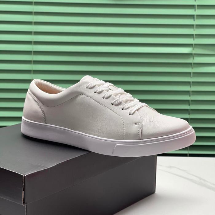 Sepatu Formal Kulit ECCO Olahraga Hitam Putih Premium untuk Kantor Kerja Pria Nyaman Acara Kasual Sh