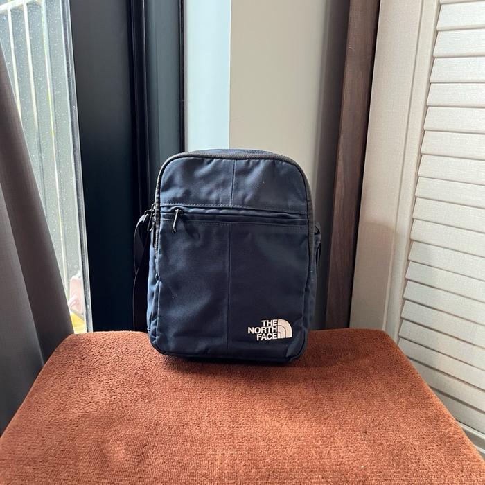 slingbag tas selempang second TNF the north face navy outdoor pria dan wanita untuk kerja olahraga g