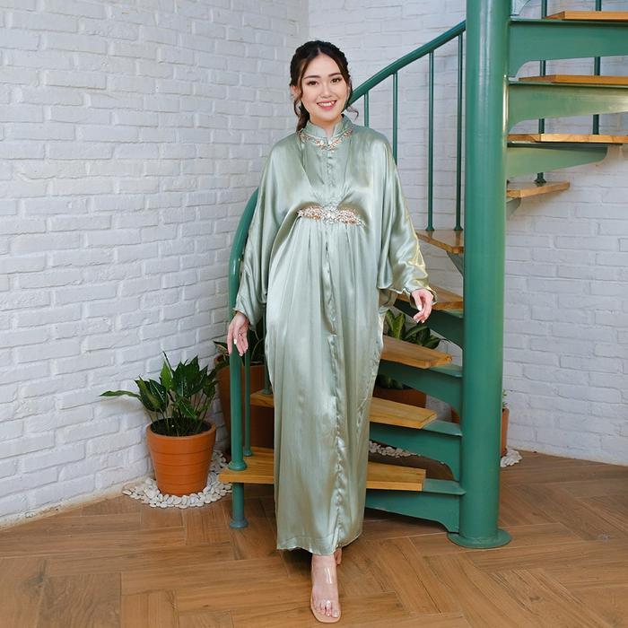 Missnomi - Khaleeda Kaftan / Kaftan Gamis / Kaftan Lebaran / Kaftan Wanita muslim panjang Silk Payet