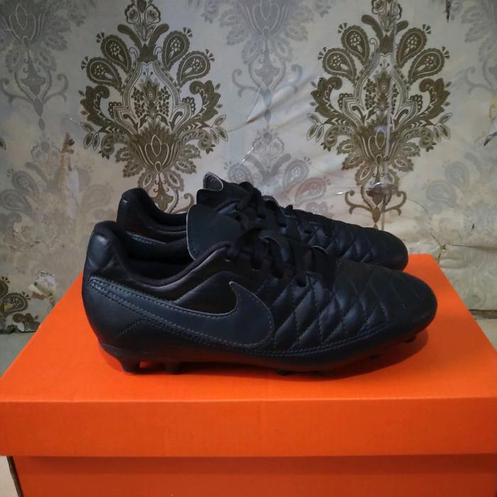 sepatu second bola anak Nike original sz.35 insole.22,5cm