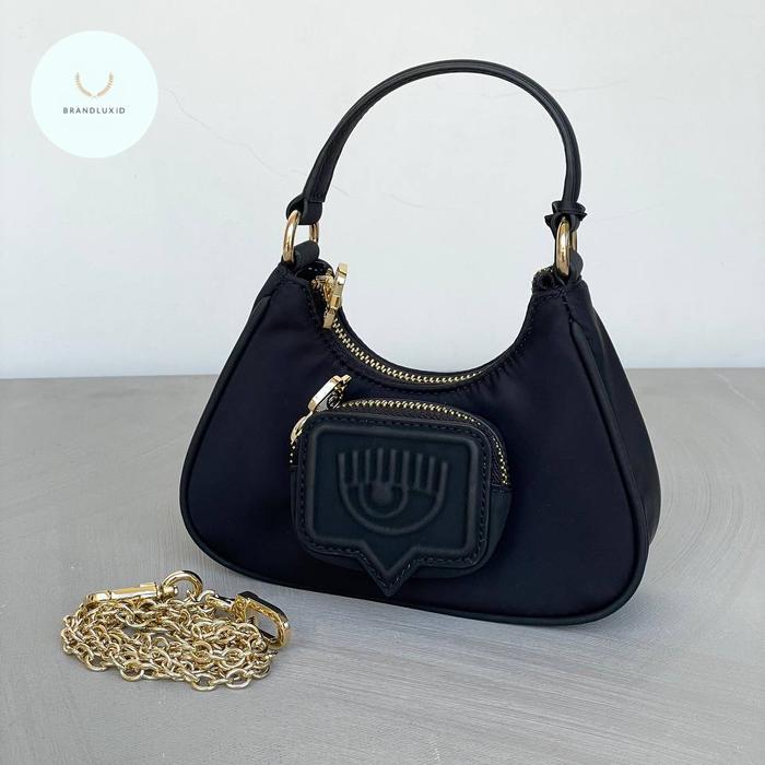 Chiara Ferragni Mini Vicky Chain Crossbody Bag In Black & Pink