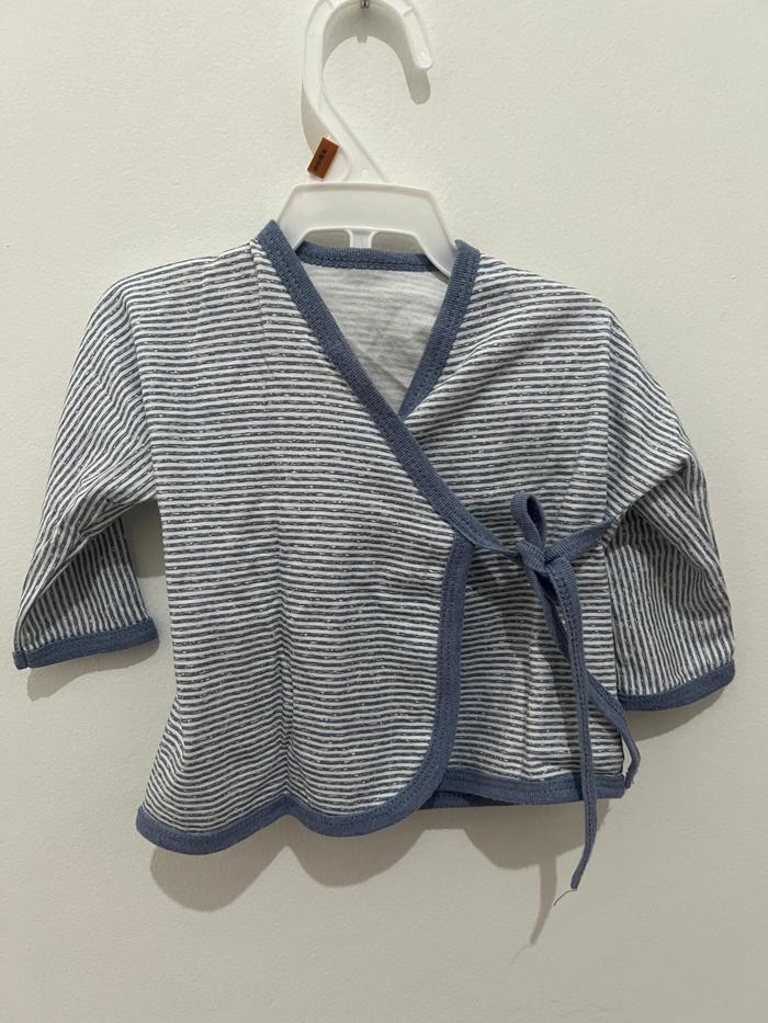 [PRELOVED] NARY BABY BAJU TIDUR KIMONO GARIS BIRU DAN CELANA BAYI - BAJU BAYI