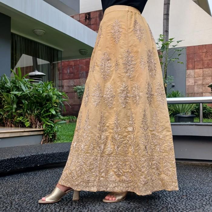Rok India  Bahan Silk Dengan Full Bordir / Skirt India