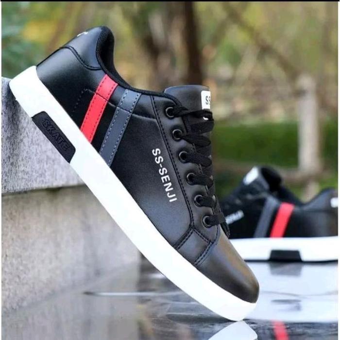 Sepatu Sneakers Pria SS-SENJI BG-875 Original Desain Sport Casual Premium