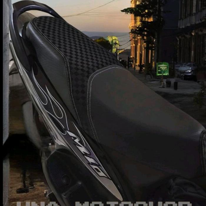 sarung jok karbon yamaha mio